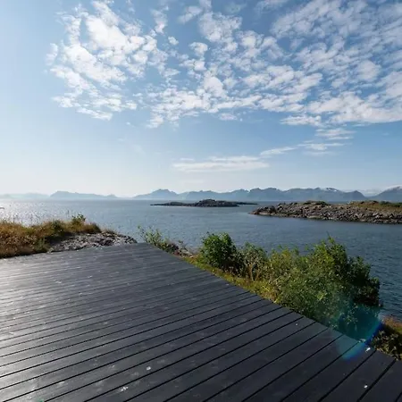 Vakantiehuis Henningsvaer, Lofoten With Fantastic View *