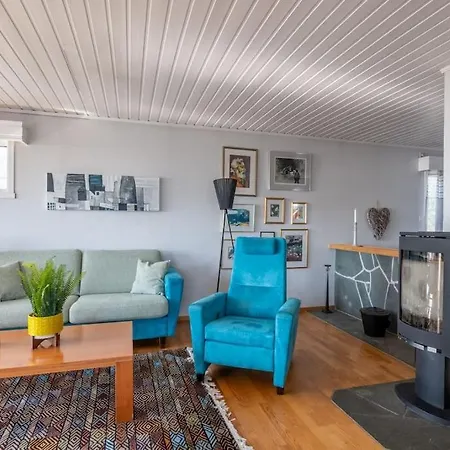 Henningsvaer, Lofoten With Fantastic View Vakantiehuis