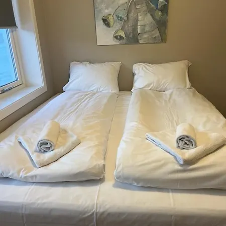 Casa vacanze Henningsvaer, Lofoten With Fantastic View *