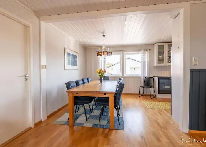 Casa de Férias Henningsvaer, Lofoten With Fantastic View Henningsvær